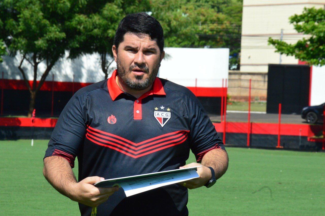 Eduardo Barroca não é mais o treinador do Atlético Goianiense