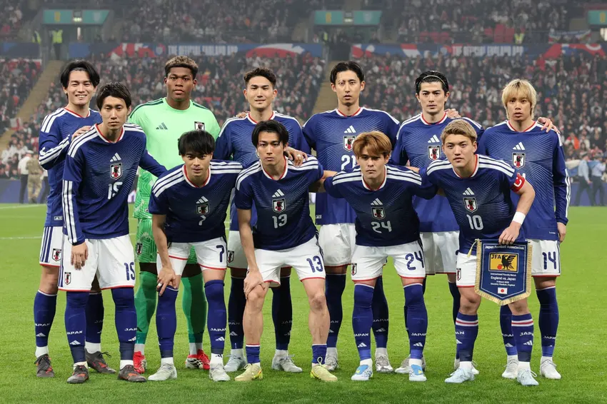 Selecao-do-Japao-perfilada-antes-de-amistoso-contra-a-Inglaterra-1920x1280